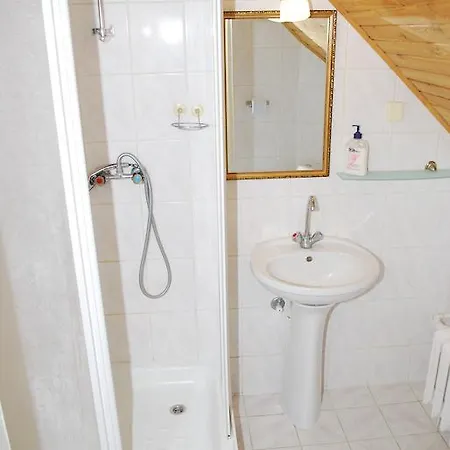 Couette-café Jabloniowy Dworek Kociewie 3*