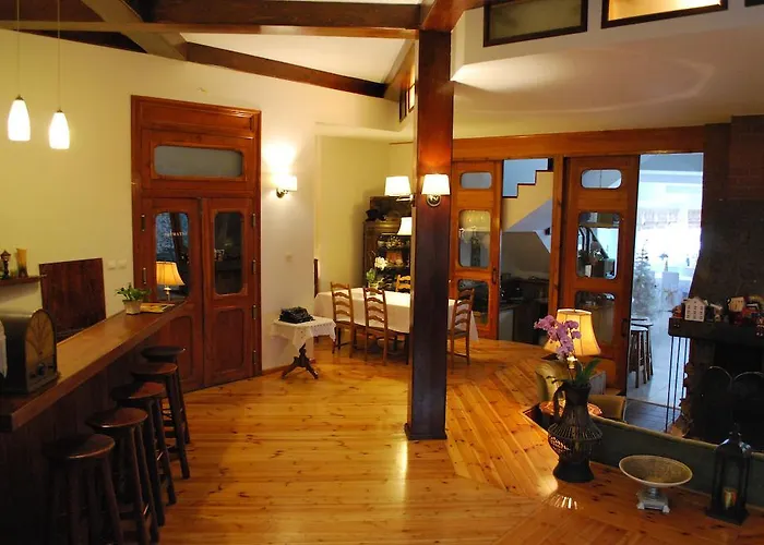 Bed & Breakfast Jabloniowy Dworek Kociewie 3*