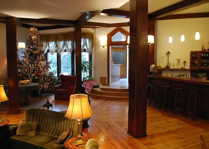 Bed & Breakfast Jabloniowy Dworek Kociewie 3*