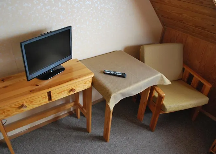 Bed & Breakfast Jabloniowy Dworek Kociewie 3*